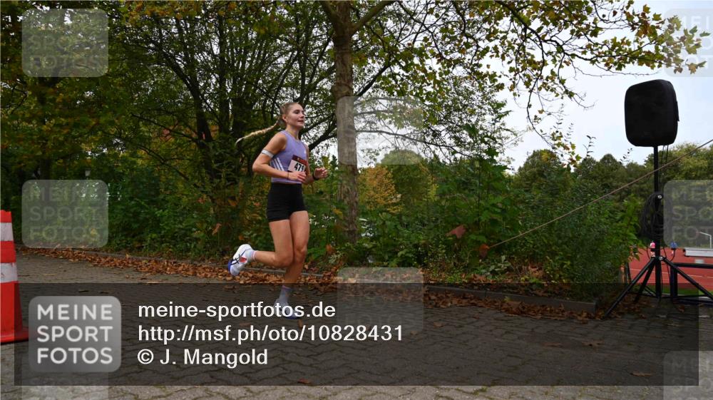 11.10.2026 - Bramfelder Halbmarathon 2026 J. Mangold http://msf.ph/oto/10828431 11.10.2026 10:53:46 Laufen 479, 778 meine-sportfotos.de