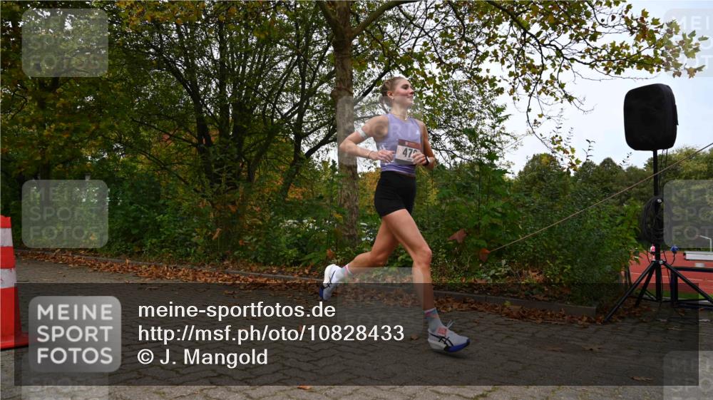 11.10.2026 - Bramfelder Halbmarathon 2026 J. Mangold http://msf.ph/oto/10828433 11.10.2026 10:53:46 Laufen 479, 778 meine-sportfotos.de