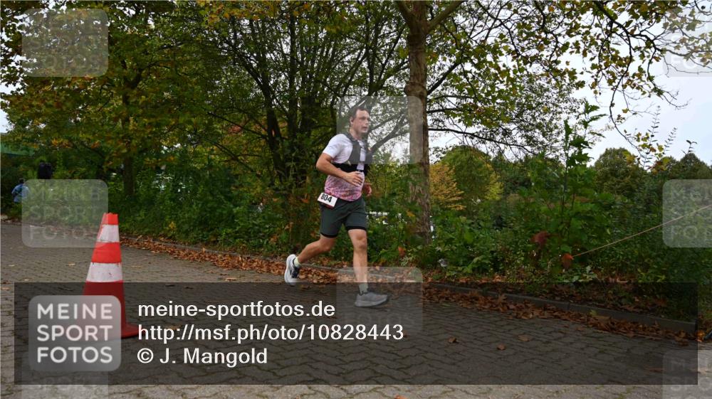 11.10.2026 - Bramfelder Halbmarathon 2026 J. Mangold http://msf.ph/oto/10828443 11.10.2026 10:54:10 Laufen 804 meine-sportfotos.de