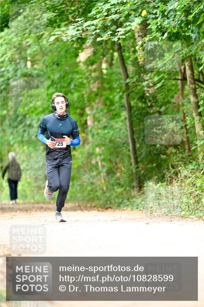 11.10.2026 - Bramfelder Halbmarathon 2026 Dr. Thomas Lammeyer http://msf.ph/oto/10828599 11.10.2026 11:07:45 Laufen  meine-sportfotos.de