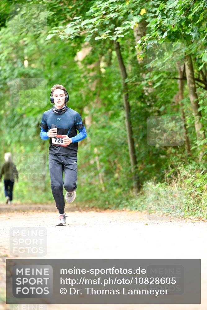 11.10.2026 - Bramfelder Halbmarathon 2026 Dr. Thomas Lammeyer http://msf.ph/oto/10828605 11.10.2026 11:07:46 Laufen 725 meine-sportfotos.de