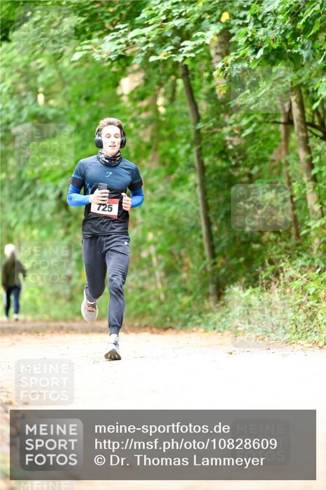 11.10.2026 - Bramfelder Halbmarathon 2026 Dr. Thomas Lammeyer http://msf.ph/oto/10828609 11.10.2026 11:07:46 Laufen 7, 725 meine-sportfotos.de