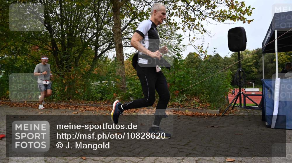 11.10.2026 - Bramfelder Halbmarathon 2026 J. Mangold http://msf.ph/oto/10828620 11.10.2026 10:56:50 Laufen 3, 80, 636, 820 meine-sportfotos.de