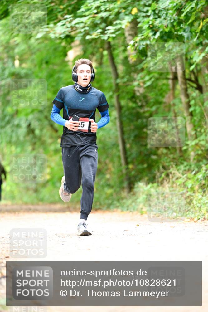 11.10.2026 - Bramfelder Halbmarathon 2026 Dr. Thomas Lammeyer http://msf.ph/oto/10828621 11.10.2026 11:07:47 Laufen 25 meine-sportfotos.de