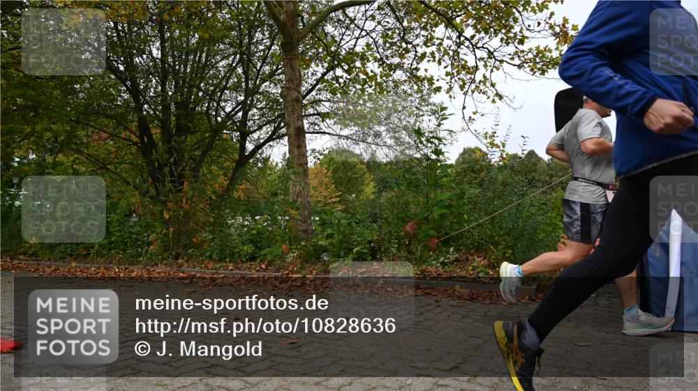 11.10.2026 - Bramfelder Halbmarathon 2026 J. Mangold http://msf.ph/oto/10828636 11.10.2026 10:56:51 Laufen 3, 80, 636 meine-sportfotos.de