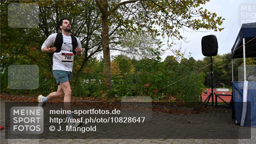 11.10.2026 - Bramfelder Halbmarathon 2026 J. Mangold http://msf.ph/oto/10828647 11.10.2026 10:57:00 Laufen 75, 270, 323, 553, 769 meine-sportfotos.de