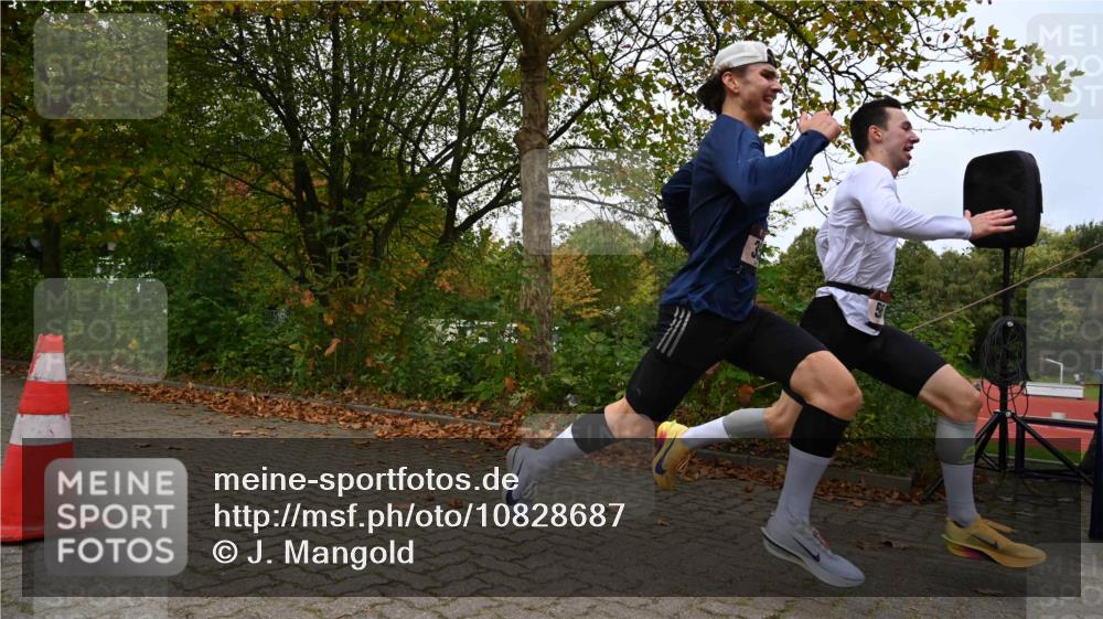 11.10.2026 - Bramfelder Halbmarathon 2026 J. Mangold http://msf.ph/oto/10828687 11.10.2026 10:57:28 Laufen 351, 595 meine-sportfotos.de