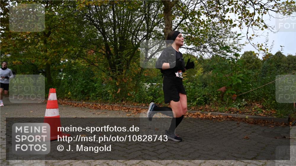 11.10.2026 - Bramfelder Halbmarathon 2026 J. Mangold http://msf.ph/oto/10828743 11.10.2026 10:58:15 Laufen 191, 455, 614 meine-sportfotos.de