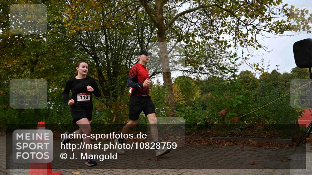 11.10.2026 - Bramfelder Halbmarathon 2026 J. Mangold http://msf.ph/oto/10828759 11.10.2026 10:58:20 Laufen 110, 191, 455, 614, 801 meine-sportfotos.de
