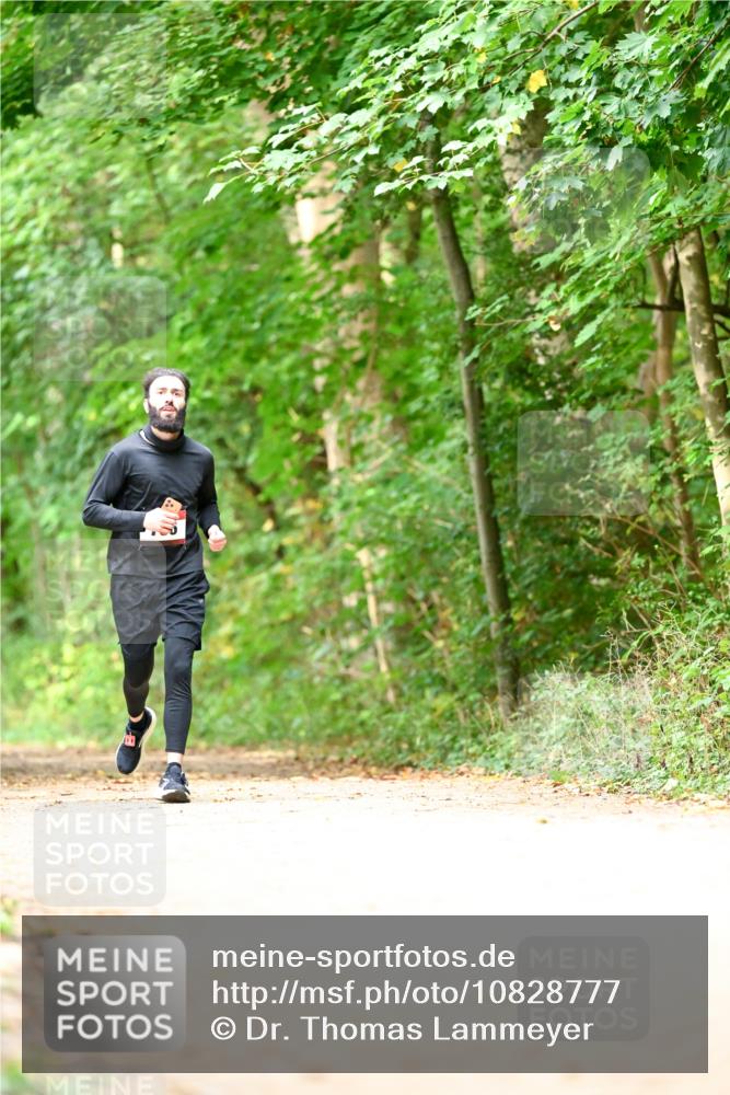 11.10.2026 - Bramfelder Halbmarathon 2026 Dr. Thomas Lammeyer http://msf.ph/oto/10828777 11.10.2026 11:08:09 Laufen  meine-sportfotos.de