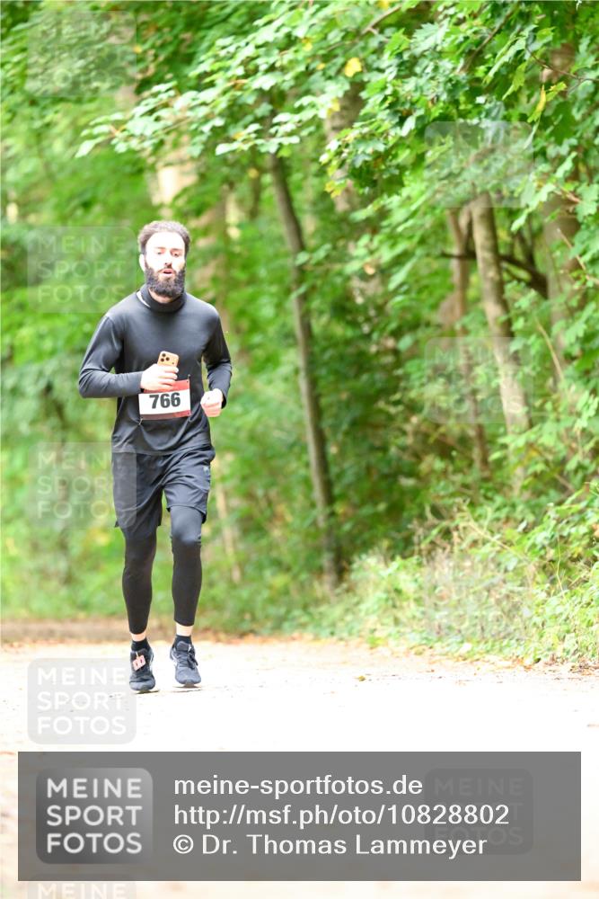 11.10.2026 - Bramfelder Halbmarathon 2026 Dr. Thomas Lammeyer http://msf.ph/oto/10828802 11.10.2026 11:08:11 Laufen 766 meine-sportfotos.de