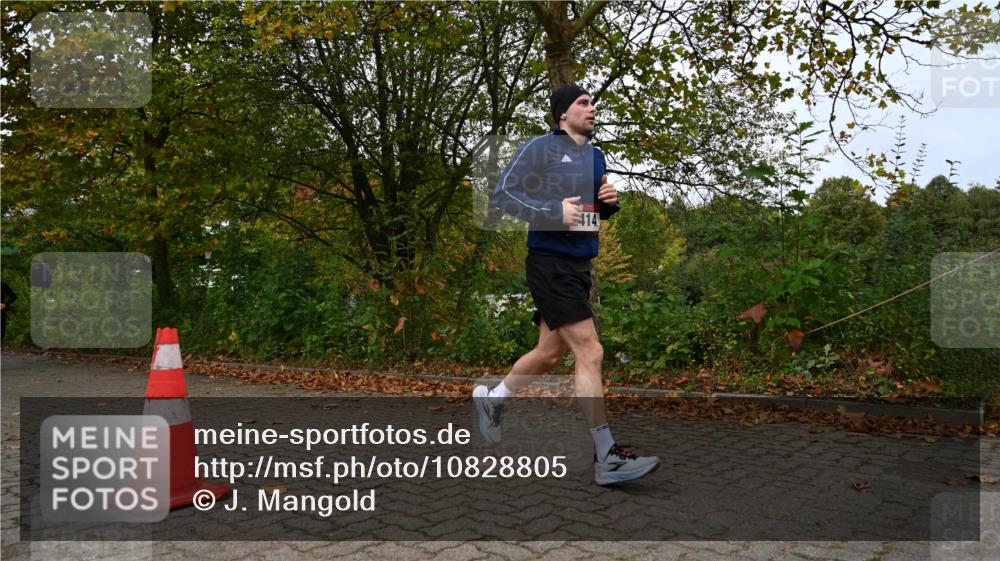 11.10.2026 - Bramfelder Halbmarathon 2026 J. Mangold http://msf.ph/oto/10828805 11.10.2026 10:58:47 Laufen 259, 312, 607, 748 meine-sportfotos.de