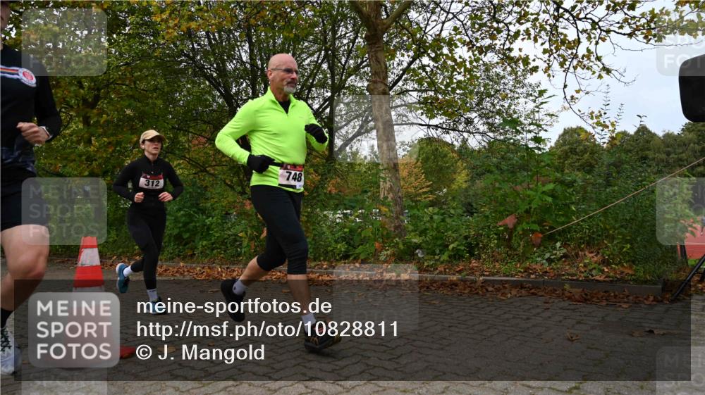 11.10.2026 - Bramfelder Halbmarathon 2026 J. Mangold http://msf.ph/oto/10828811 11.10.2026 10:58:50 Laufen 312, 607, 748 meine-sportfotos.de