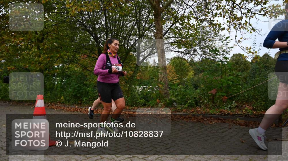 11.10.2026 - Bramfelder Halbmarathon 2026 J. Mangold http://msf.ph/oto/10828837 11.10.2026 10:59:07 Laufen 99, 174, 443 meine-sportfotos.de