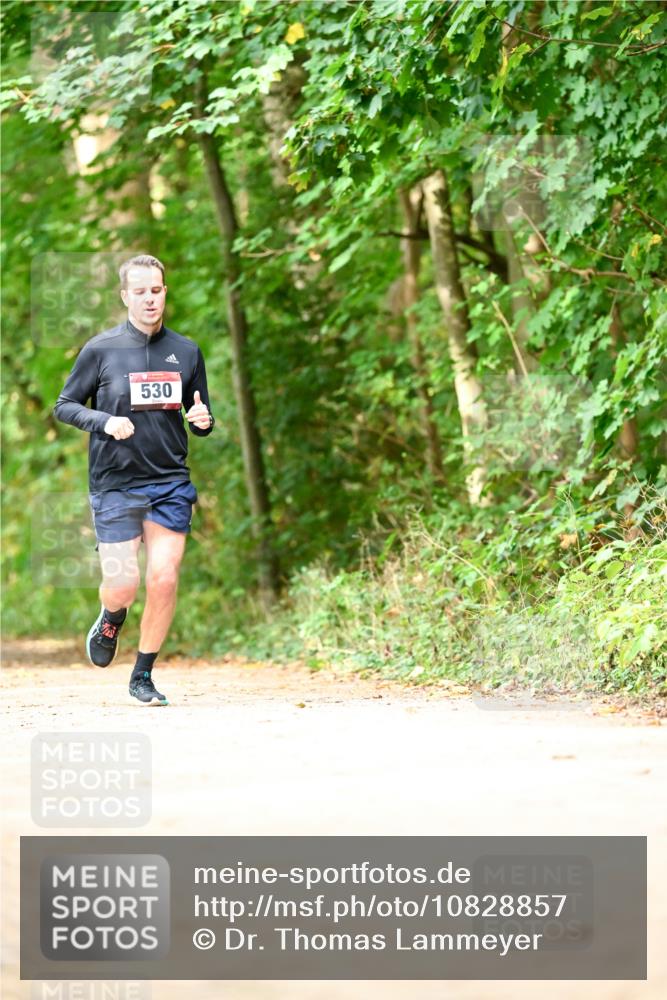 11.10.2026 - Bramfelder Halbmarathon 2026 Dr. Thomas Lammeyer http://msf.ph/oto/10828857 11.10.2026 11:08:27 Laufen 530 meine-sportfotos.de