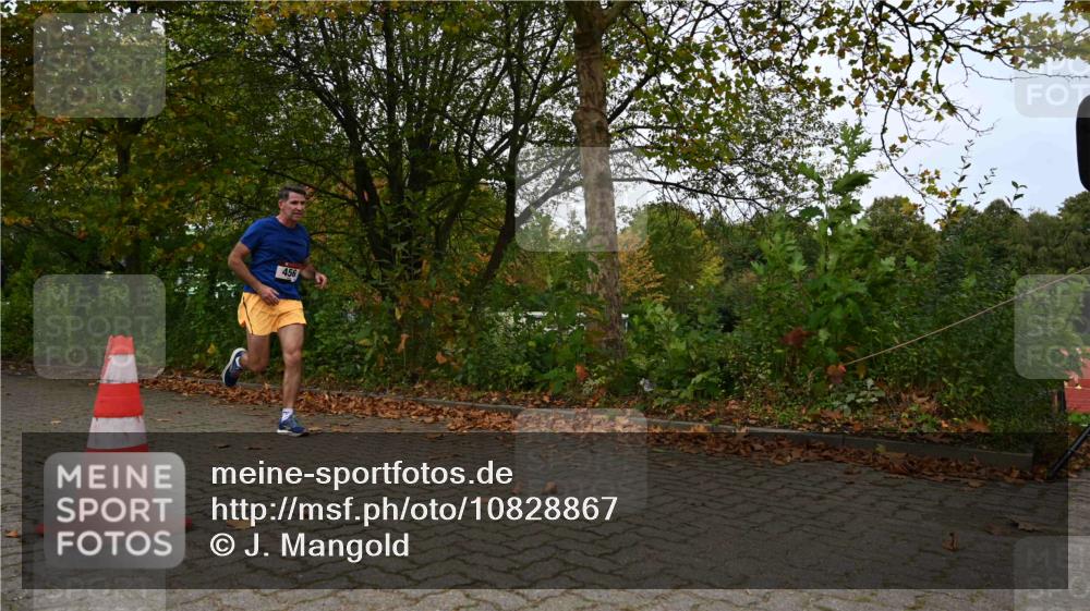 11.10.2026 - Bramfelder Halbmarathon 2026 J. Mangold http://msf.ph/oto/10828867 11.10.2026 10:59:52 Laufen 456 meine-sportfotos.de