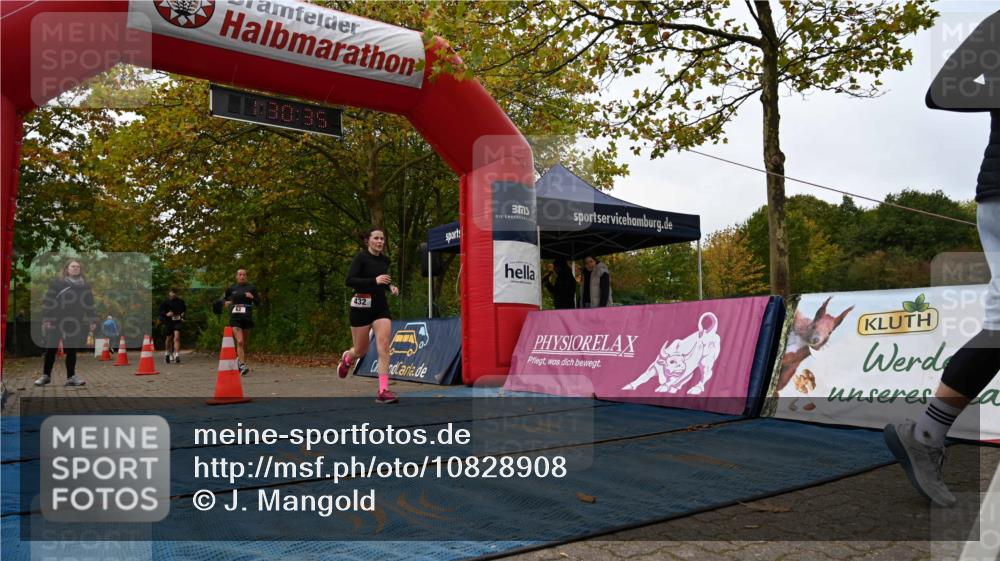 11.10.2026 - Bramfelder Halbmarathon 2026 J. Mangold http://msf.ph/oto/10828908 11.10.2026 11:00:33 Laufen 62, 432, 452, 567, 605, 738 meine-sportfotos.de