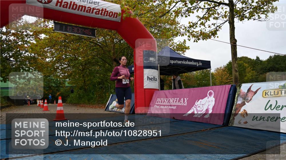 11.10.2026 - Bramfelder Halbmarathon 2026 J. Mangold http://msf.ph/oto/10828951 11.10.2026 11:00:44 Laufen 374 meine-sportfotos.de