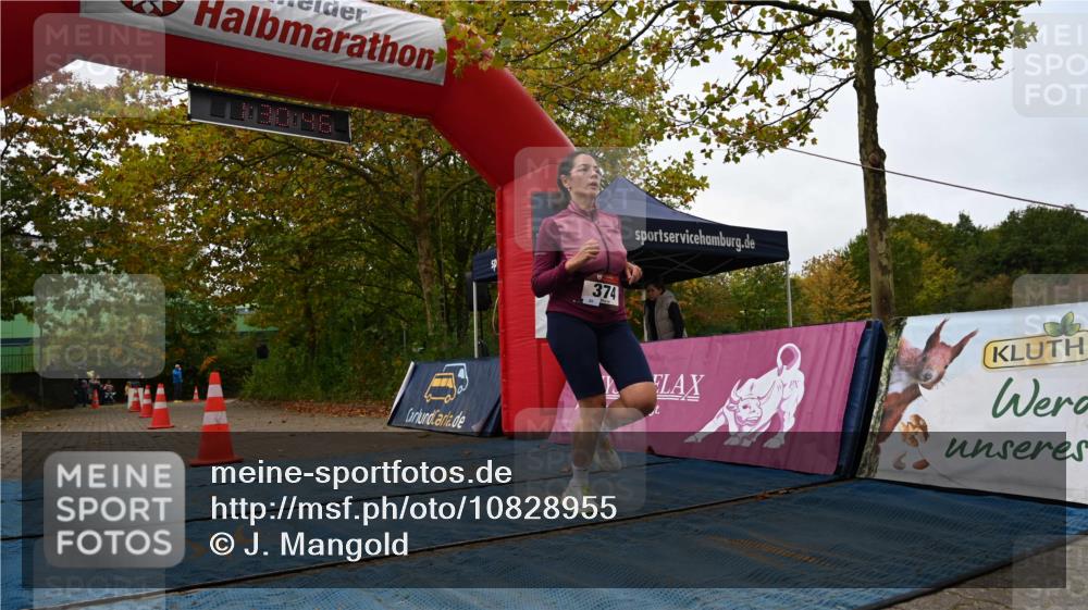 11.10.2026 - Bramfelder Halbmarathon 2026 J. Mangold http://msf.ph/oto/10828955 11.10.2026 11:00:45 Laufen 374 meine-sportfotos.de