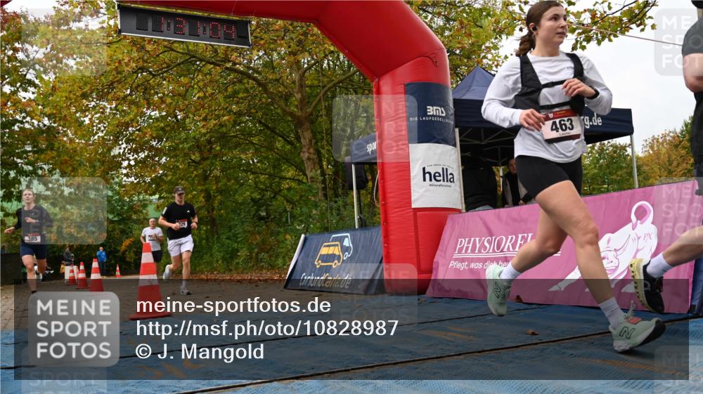 11.10.2026 - Bramfelder Halbmarathon 2026 J. Mangold http://msf.ph/oto/10828987 11.10.2026 11:01:02 Laufen 227, 300, 329, 385, 463, 714 meine-sportfotos.de