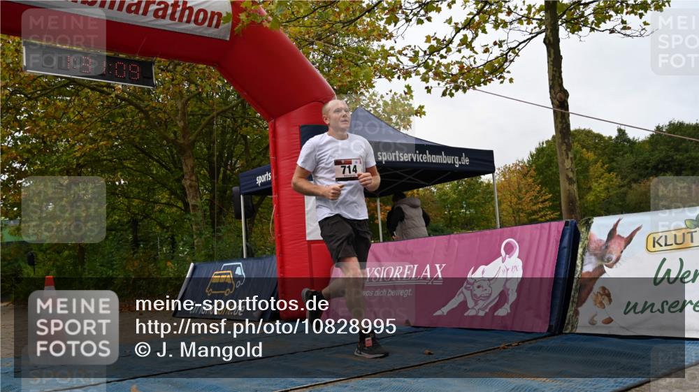 11.10.2026 - Bramfelder Halbmarathon 2026 J. Mangold http://msf.ph/oto/10828995 11.10.2026 11:01:07 Laufen 329, 385, 714 meine-sportfotos.de