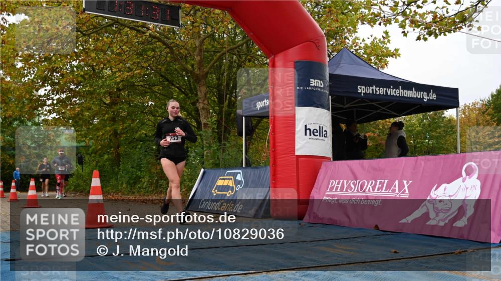 11.10.2026 - Bramfelder Halbmarathon 2026 J. Mangold http://msf.ph/oto/10829036 11.10.2026 11:01:30 Laufen 356, 362, 408, 430, 753 meine-sportfotos.de