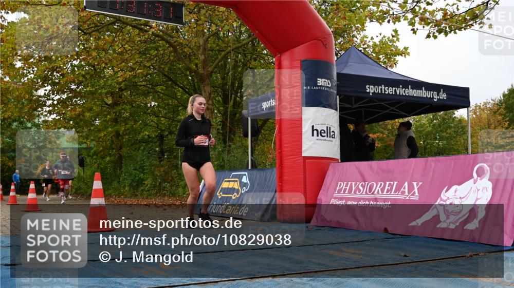 11.10.2026 - Bramfelder Halbmarathon 2026 J. Mangold http://msf.ph/oto/10829038 11.10.2026 11:01:30 Laufen 356, 362, 408, 430, 753 meine-sportfotos.de