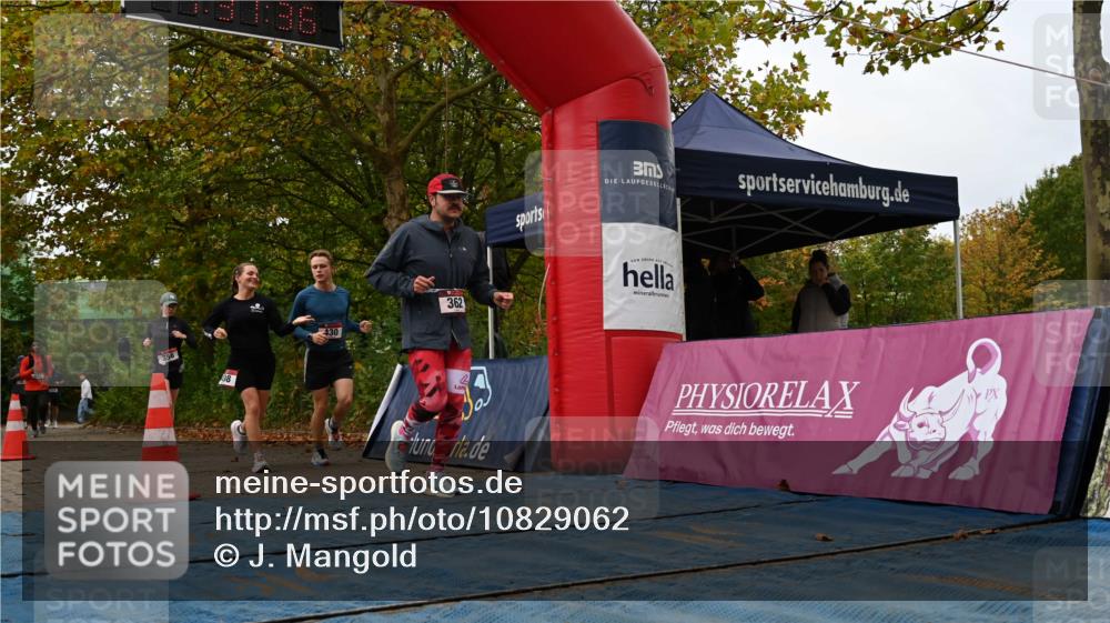 11.10.2026 - Bramfelder Halbmarathon 2026 J. Mangold http://msf.ph/oto/10829062 11.10.2026 11:01:34 Laufen 356, 362, 408, 427, 430, 753 meine-sportfotos.de
