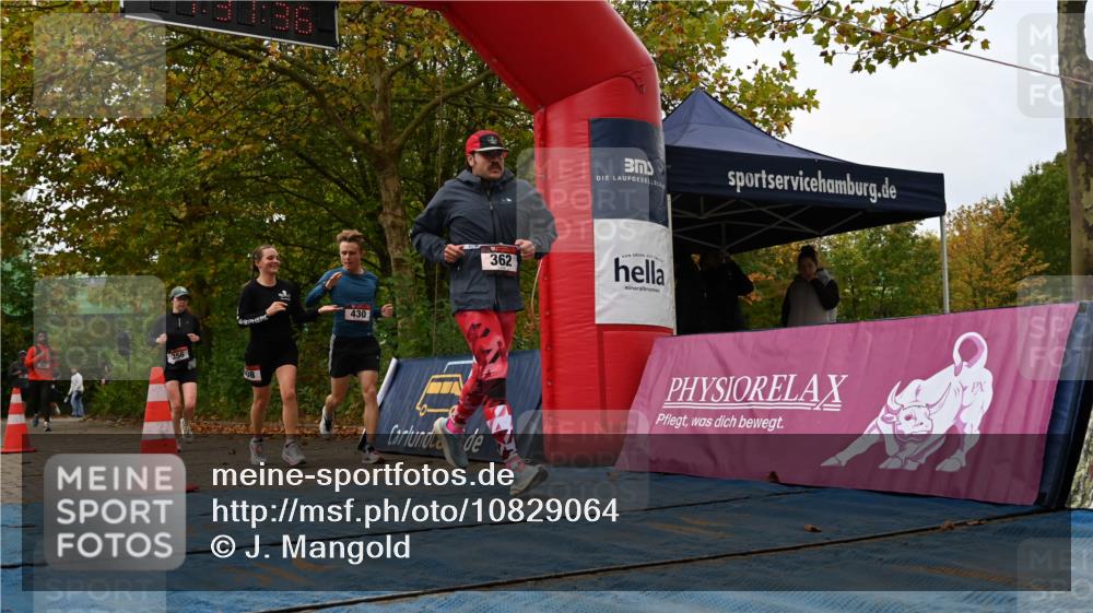 11.10.2026 - Bramfelder Halbmarathon 2026 J. Mangold http://msf.ph/oto/10829064 11.10.2026 11:01:34 Laufen 356, 362, 408, 427, 430, 753 meine-sportfotos.de
