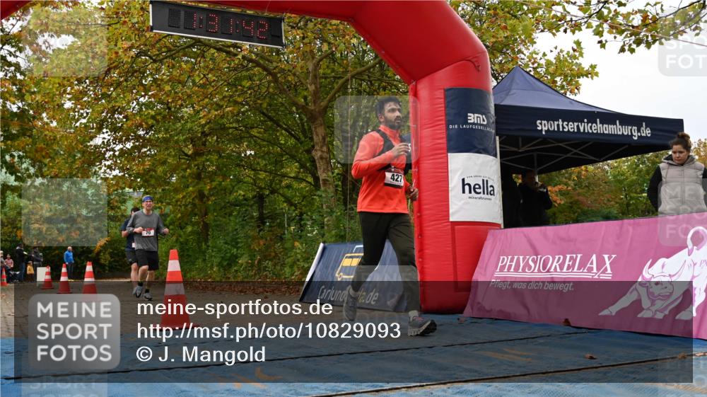 11.10.2026 - Bramfelder Halbmarathon 2026 J. Mangold http://msf.ph/oto/10829093 11.10.2026 11:01:40 Laufen 70, 114, 356, 427 meine-sportfotos.de