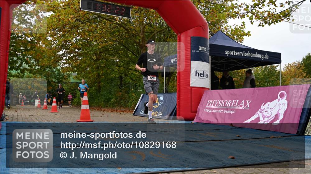 11.10.2026 - Bramfelder Halbmarathon 2026 J. Mangold http://msf.ph/oto/10829168 11.10.2026 11:02:21 Laufen 82, 176, 254, 720 meine-sportfotos.de