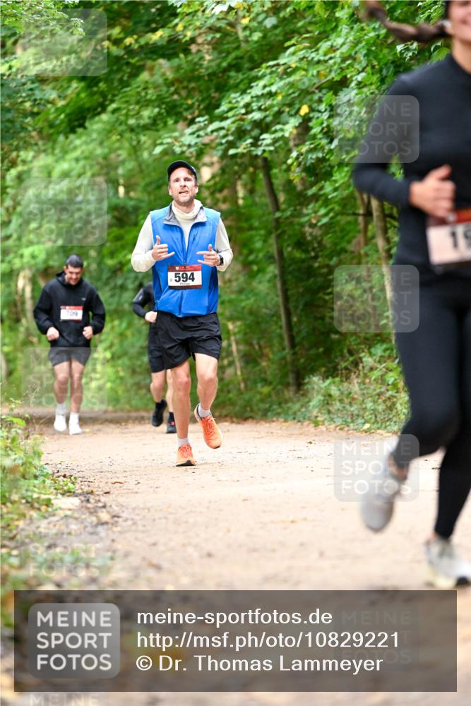 11.10.2026 - Bramfelder Halbmarathon 2026 Dr. Thomas Lammeyer http://msf.ph/oto/10829221 11.10.2026 11:09:09 Laufen 709, 594, 19 meine-sportfotos.de
