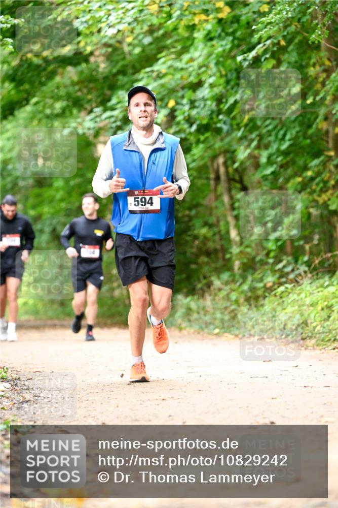 11.10.2026 - Bramfelder Halbmarathon 2026 Dr. Thomas Lammeyer http://msf.ph/oto/10829242 11.10.2026 11:09:11 Laufen 594 meine-sportfotos.de