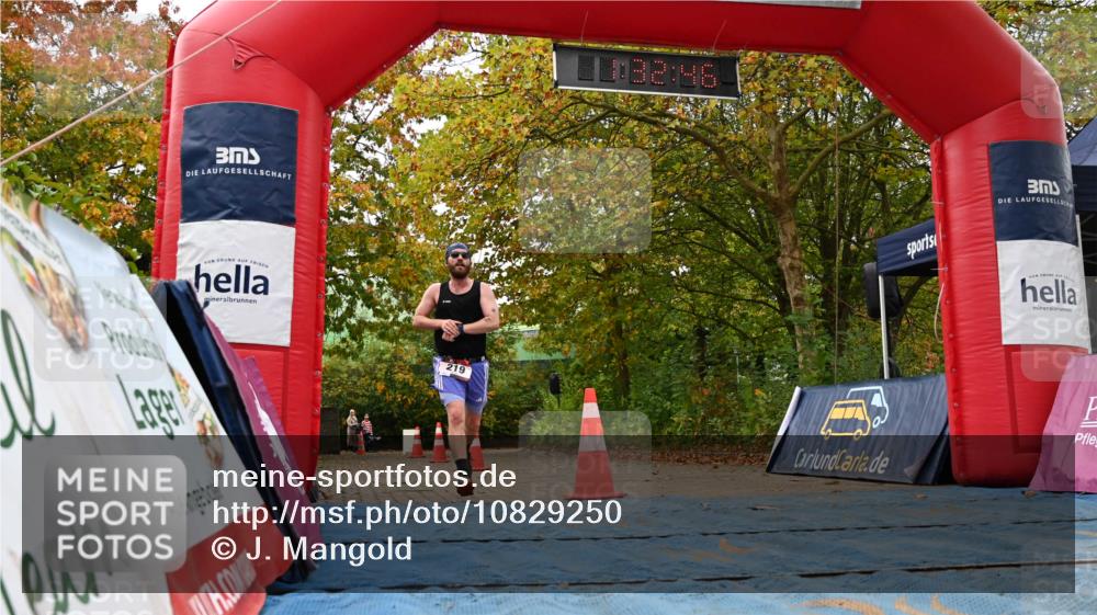 11.10.2026 - Bramfelder Halbmarathon 2026 J. Mangold http://msf.ph/oto/10829250 11.10.2026 11:02:44 Laufen 219 meine-sportfotos.de