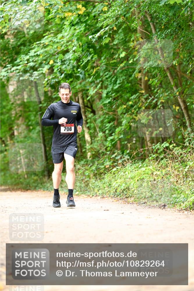 11.10.2026 - Bramfelder Halbmarathon 2026 Dr. Thomas Lammeyer http://msf.ph/oto/10829264 11.10.2026 11:09:14 Laufen 708 meine-sportfotos.de