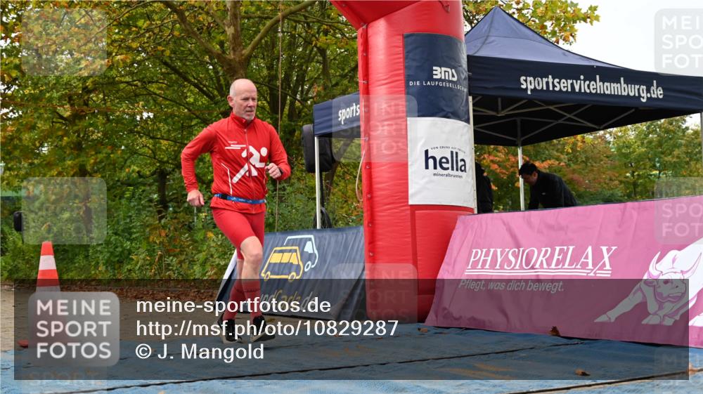 11.10.2026 - Bramfelder Halbmarathon 2026 J. Mangold http://msf.ph/oto/10829287 11.10.2026 11:03:34 Laufen 104, 164, 382 meine-sportfotos.de