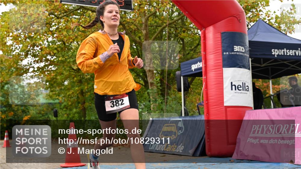 11.10.2026 - Bramfelder Halbmarathon 2026 J. Mangold http://msf.ph/oto/10829311 11.10.2026 11:03:37 Laufen 164, 382 meine-sportfotos.de