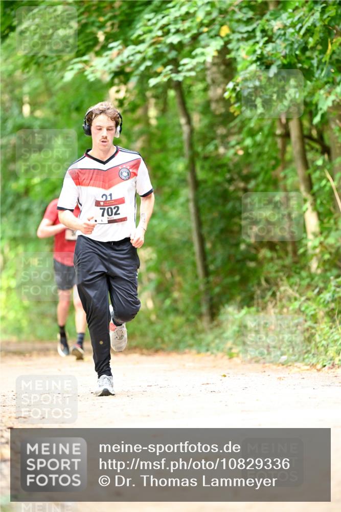 11.10.2026 - Bramfelder Halbmarathon 2026 Dr. Thomas Lammeyer http://msf.ph/oto/10829336 11.10.2026 11:09:56 Laufen 702 meine-sportfotos.de