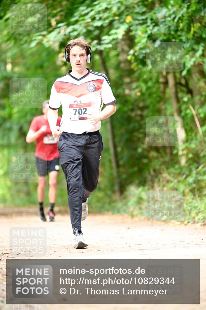 11.10.2026 - Bramfelder Halbmarathon 2026 Dr. Thomas Lammeyer http://msf.ph/oto/10829344 11.10.2026 11:09:56 Laufen 702 meine-sportfotos.de