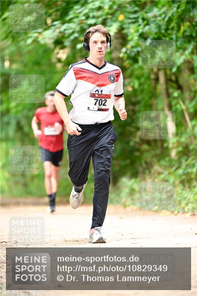 11.10.2026 - Bramfelder Halbmarathon 2026 Dr. Thomas Lammeyer http://msf.ph/oto/10829349 11.10.2026 11:09:57 Laufen 702, 6 meine-sportfotos.de