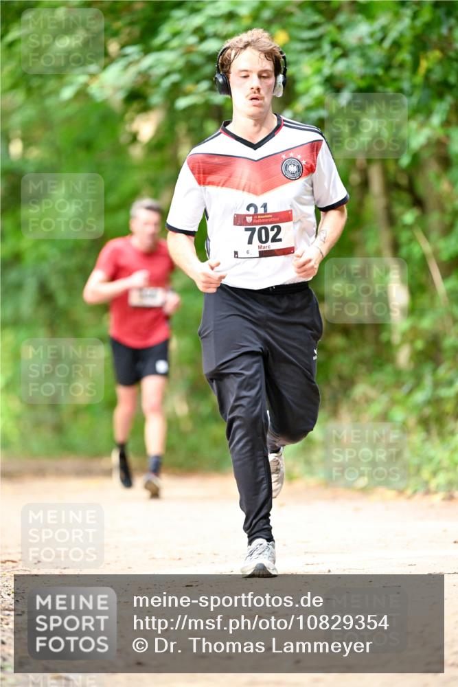 11.10.2026 - Bramfelder Halbmarathon 2026 Dr. Thomas Lammeyer http://msf.ph/oto/10829354 11.10.2026 11:09:57 Laufen 3, 702, 6 meine-sportfotos.de