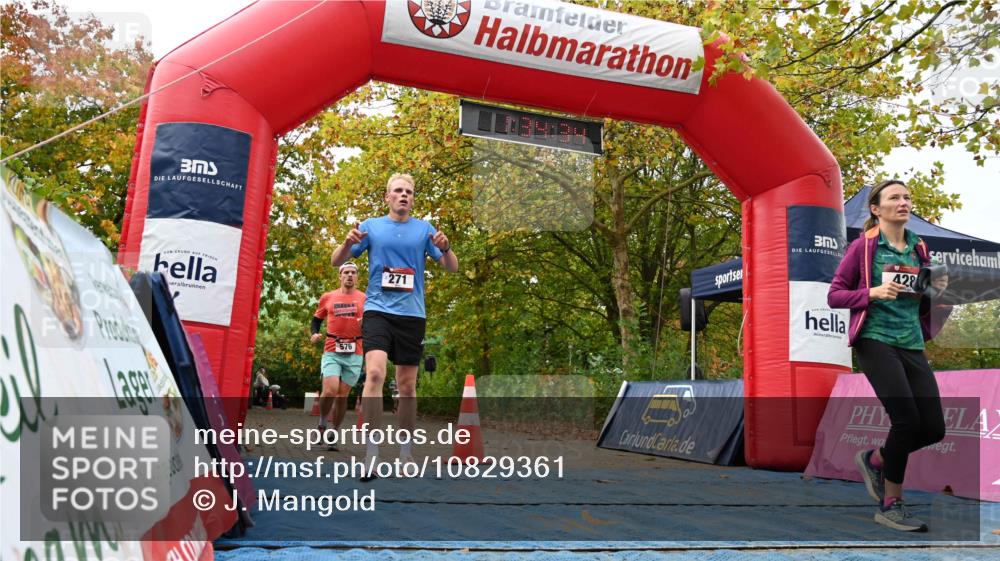 11.10.2026 - Bramfelder Halbmarathon 2026 J. Mangold http://msf.ph/oto/10829361 11.10.2026 11:04:32 Laufen 271, 371, 392, 428, 576, 635 meine-sportfotos.de