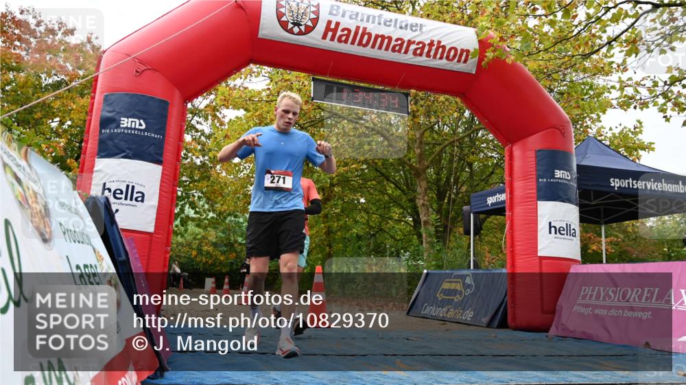 11.10.2026 - Bramfelder Halbmarathon 2026 J. Mangold http://msf.ph/oto/10829370 11.10.2026 11:04:33 Laufen 271, 371, 428, 576 meine-sportfotos.de