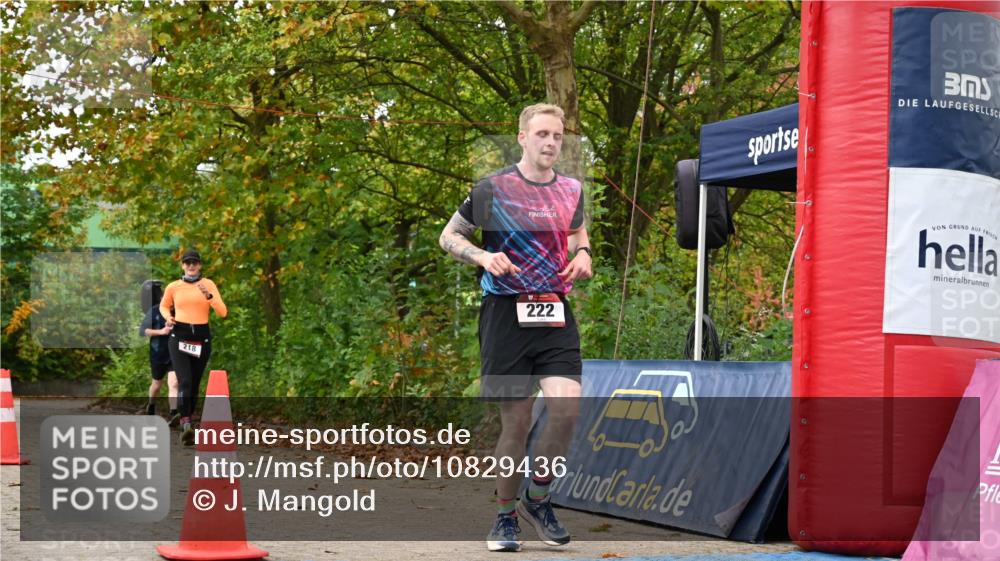 11.10.2026 - Bramfelder Halbmarathon 2026 J. Mangold http://msf.ph/oto/10829436 11.10.2026 11:05:10 Laufen 193, 218, 222 meine-sportfotos.de