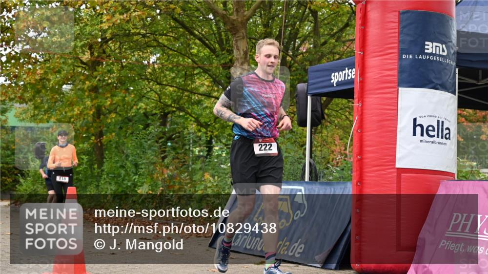 11.10.2026 - Bramfelder Halbmarathon 2026 J. Mangold http://msf.ph/oto/10829438 11.10.2026 11:05:11 Laufen 193, 218, 222 meine-sportfotos.de
