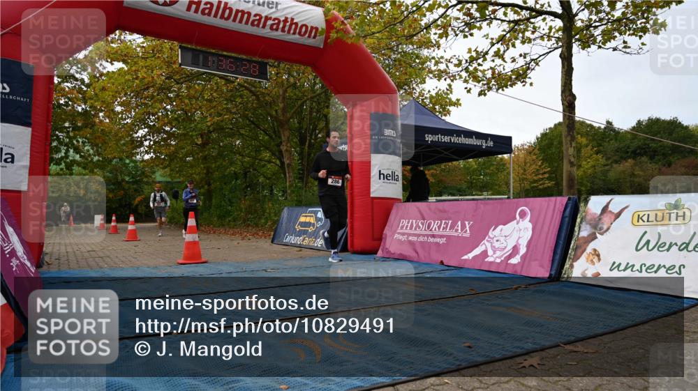 11.10.2026 - Bramfelder Halbmarathon 2026 J. Mangold http://msf.ph/oto/10829491 11.10.2026 11:06:26 Laufen 286, 489, 606 meine-sportfotos.de
