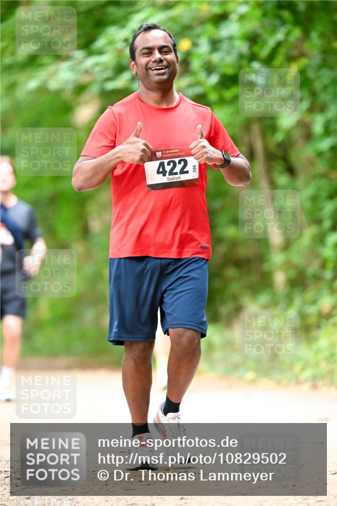 11.10.2026 - Bramfelder Halbmarathon 2026 Dr. Thomas Lammeyer http://msf.ph/oto/10829502 11.10.2026 11:10:37 Laufen 35, 422 meine-sportfotos.de