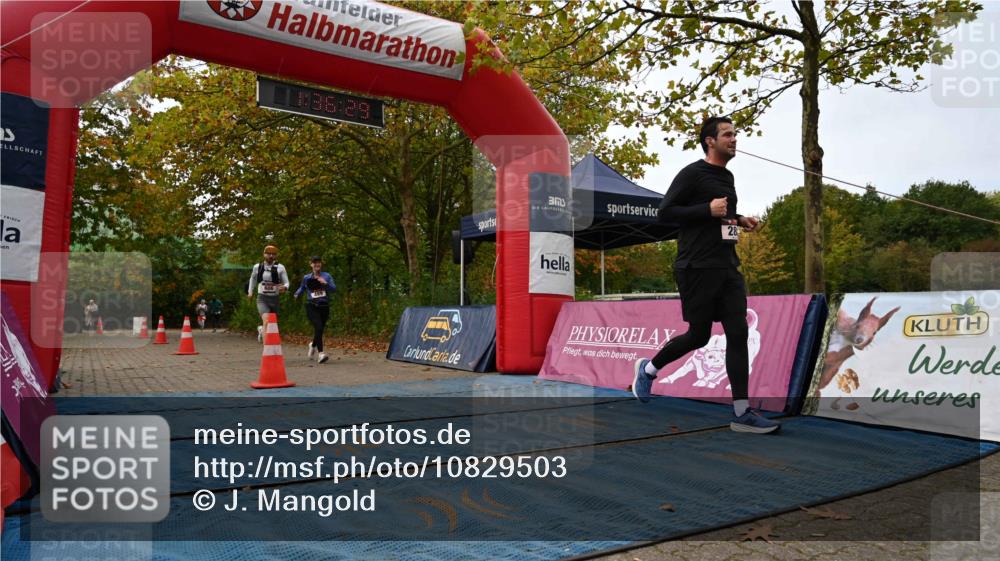 11.10.2026 - Bramfelder Halbmarathon 2026 J. Mangold http://msf.ph/oto/10829503 11.10.2026 11:06:27 Laufen 286, 489, 606 meine-sportfotos.de