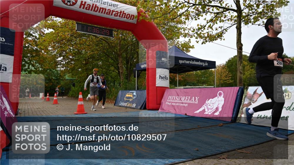 11.10.2026 - Bramfelder Halbmarathon 2026 J. Mangold http://msf.ph/oto/10829507 11.10.2026 11:06:28 Laufen 286, 489, 606 meine-sportfotos.de