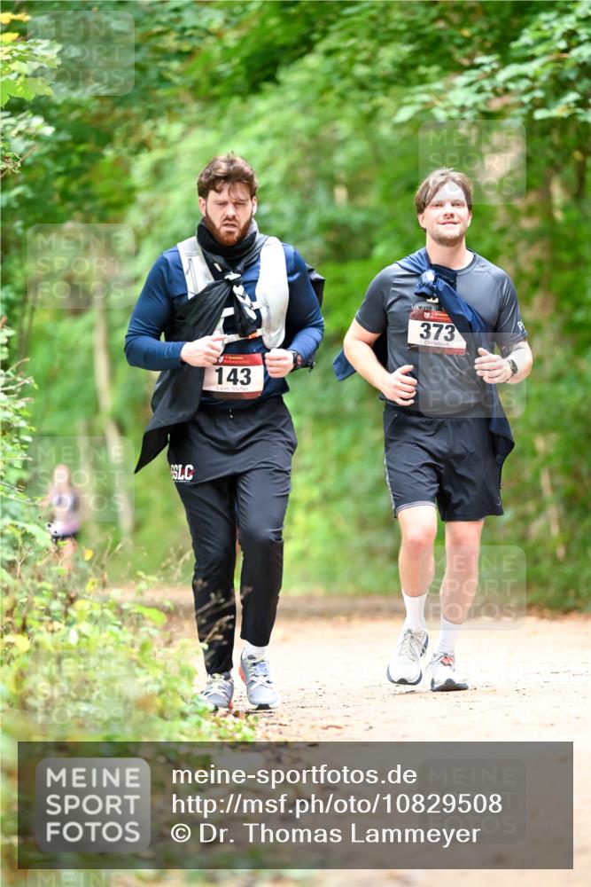 11.10.2026 - Bramfelder Halbmarathon 2026 Dr. Thomas Lammeyer http://msf.ph/oto/10829508 11.10.2026 11:10:39 Laufen 143, 373 meine-sportfotos.de